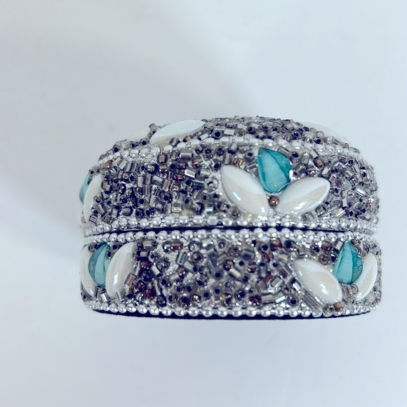 Handmade Bedazzled Silver Beaded Round Dome Trinket Box Jewelry Storage Case - Picture 6 of 10